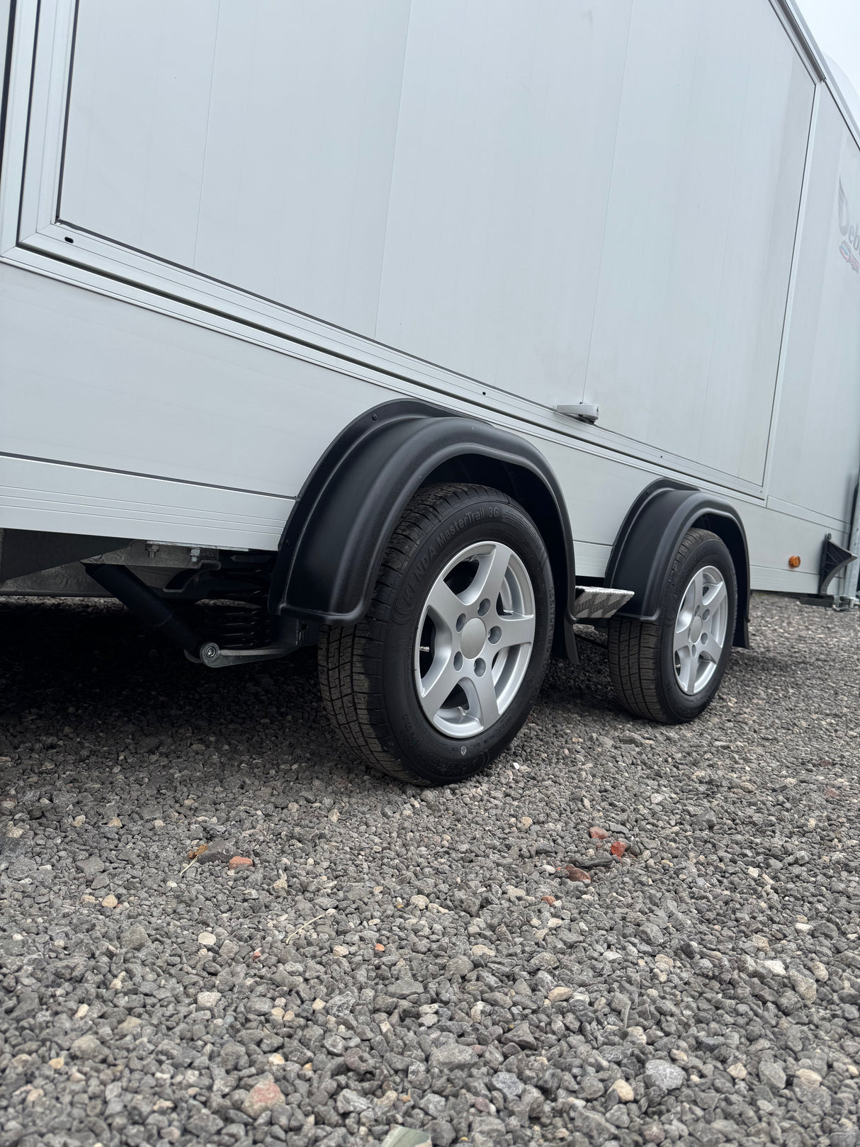 Debon Roadster C2000 Box Van Enclosed Car Transporter Trailer