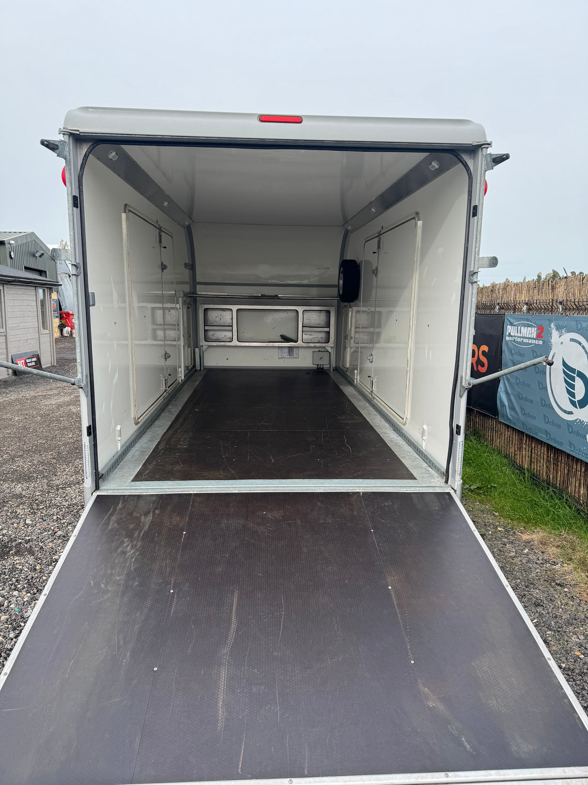 Ifor Williams Transporta CCT5221 Car Vehicle Transporter Box Trailer 3500kg 5220mm x 2236mm