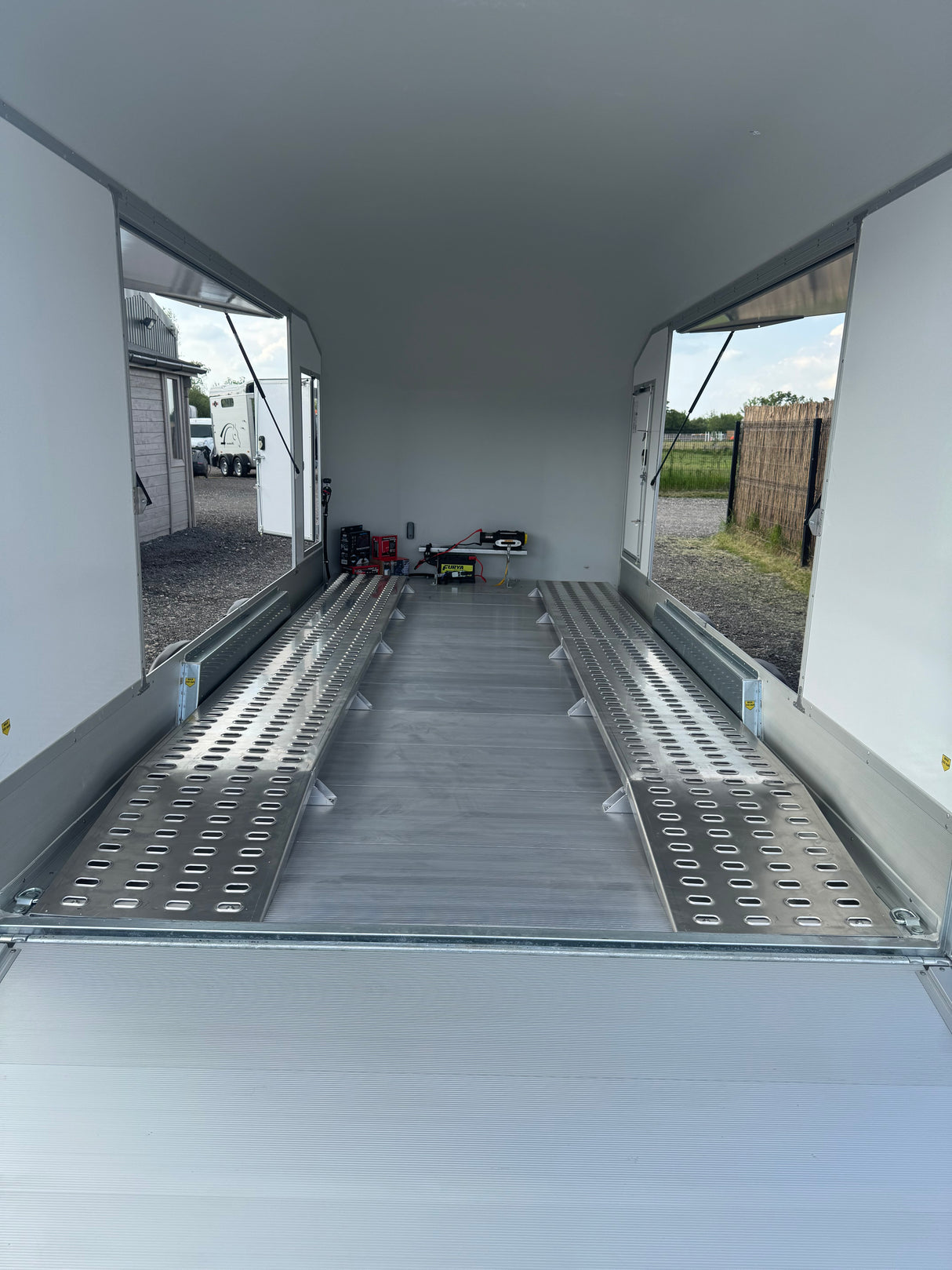 Debon Roadster C1000 Box Van Enclosed Car Transporter Trailer