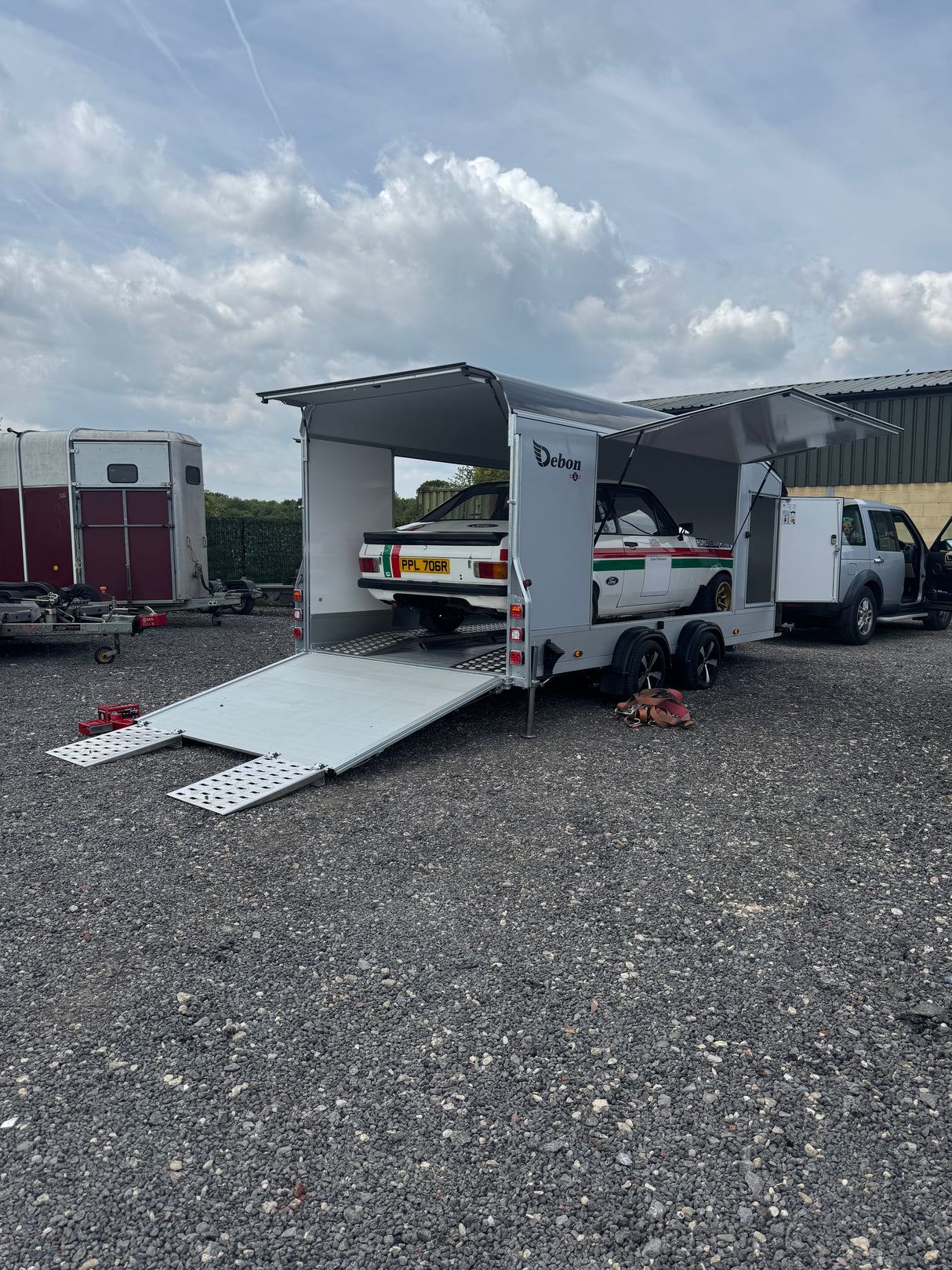 Debon Roadster C1000 Box Van Enclosed Car Transporter Trailer