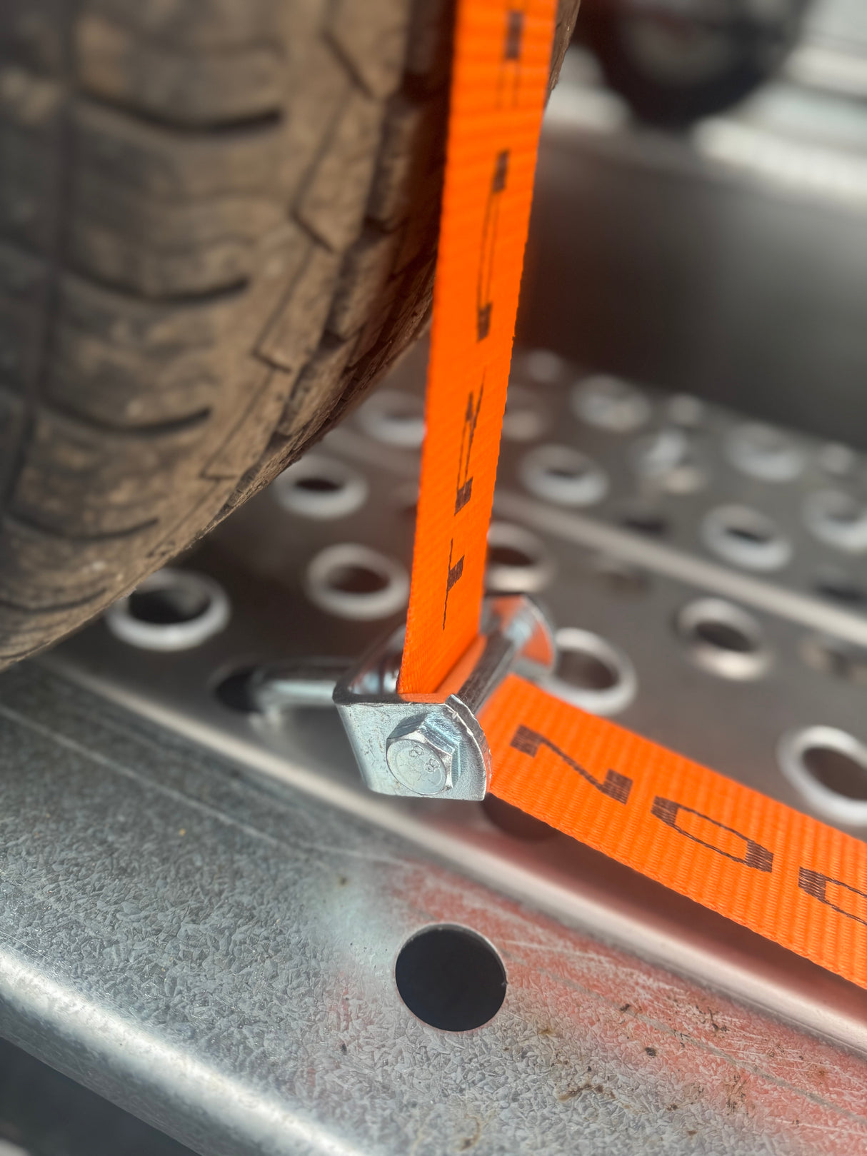 Spare Replacement Over Wheel Strap Swivel Hooks