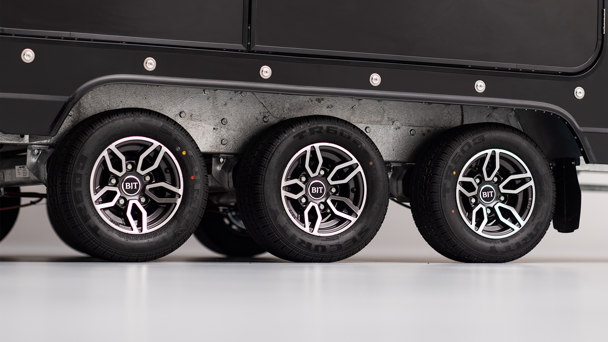 Brian James Race Transporter 7 Enclosed Trailer RT7 – 6.0m x 2.3m | 3.5T | Triple Axle | 10” Wheels 397-6023-35-3-10-B