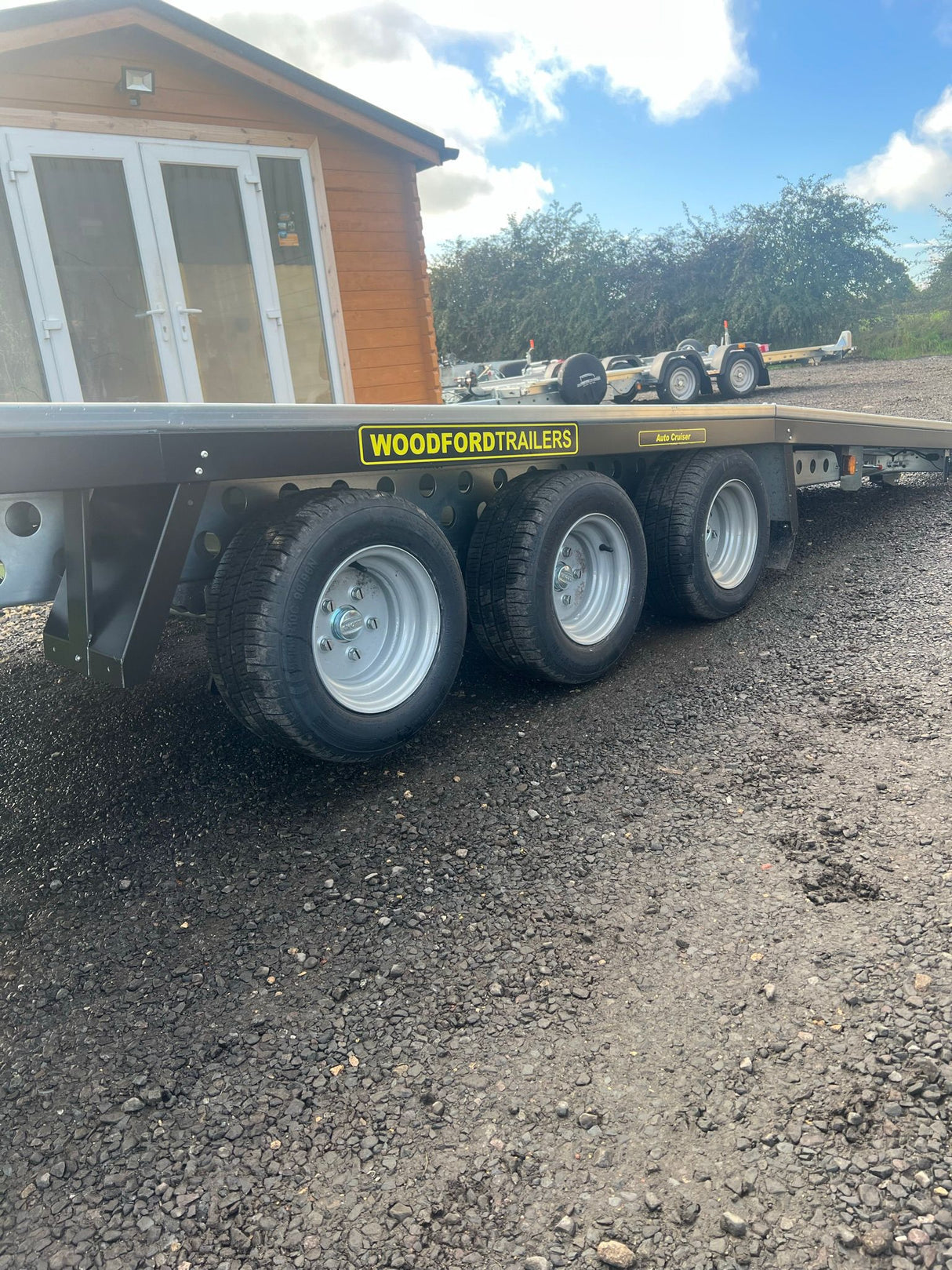 Woodford Auto Cruiser AC1835003 18’x7’3″ 5500 x 2220mm 3500kg Tilt Bed Car Transporter Trailer With Electric Winch