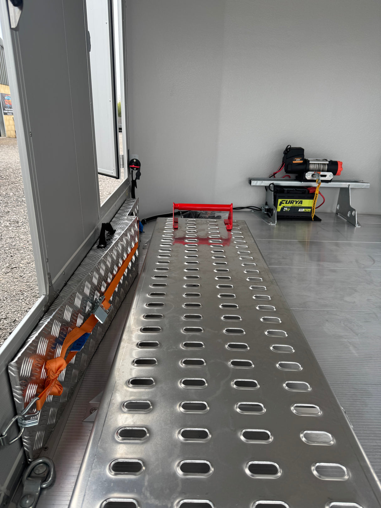 Debon Roadster C2000 Box Van Enclosed Car Transporter Trailer