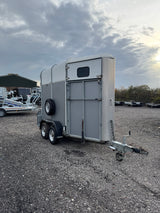Ifor Williams HB401 Mare & Foal Horse Box Trailer