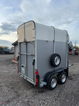 Ifor Williams HB401 Mare & Foal Horse Box Trailer