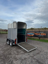 Ifor Williams HB401 Mare & Foal Horse Box Trailer