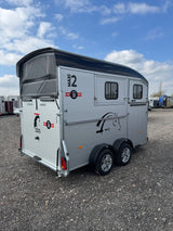 Cheval Liberte MAXI 2 Diagonal Loading Large Double Horse Trailer Herringbone With Built-in Tack Room