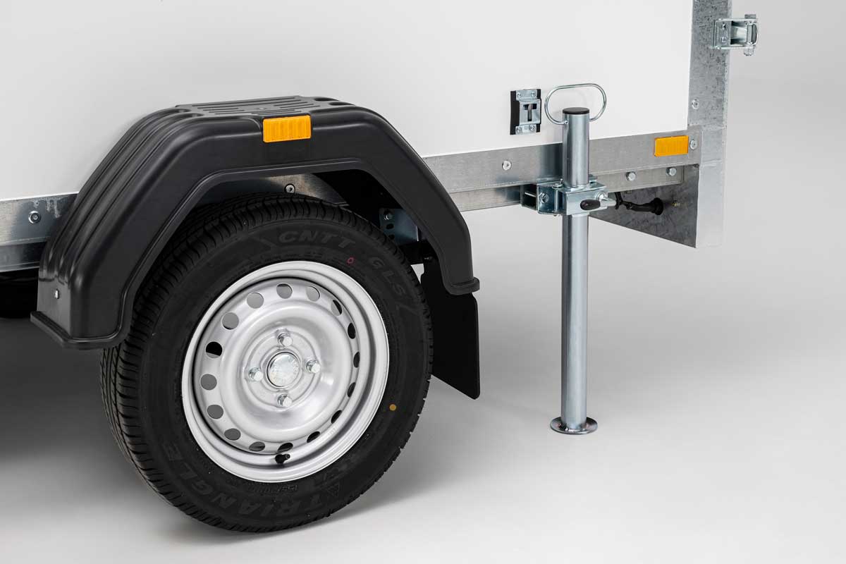 Debon Roadster C220 Box Trailer