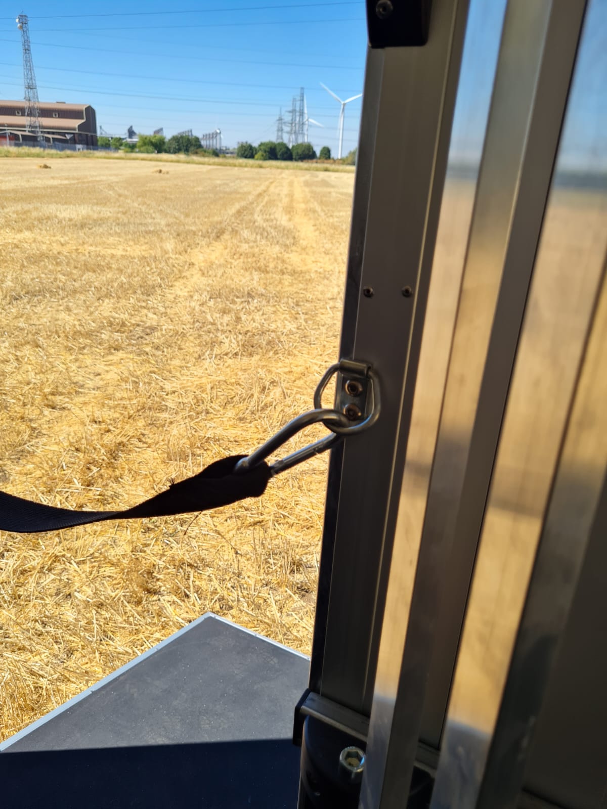 Cheval Liberte MAXI 3 Diagonal Loading Large Horse Trailer Herringbone With Built-in Tack Room