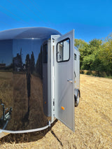 Cheval Liberte MAXI 3 Diagonal Loading Large Horse Trailer Herringbone With Built-in Tack Room