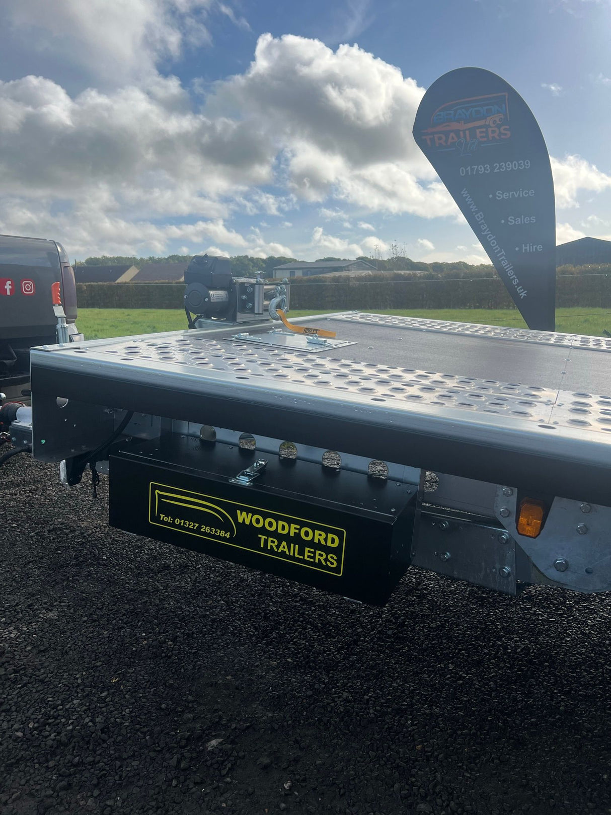 Woodford Auto Cruiser AC1835003 18’x7’3″ 5500 x 2220mm 3500kg Tilt Bed Car Transporter Trailer With Electric Winch